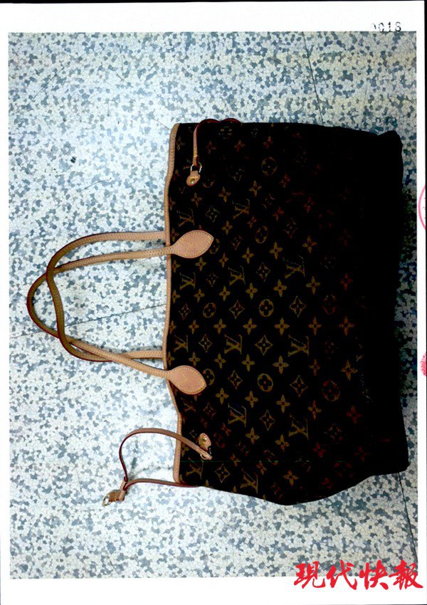 塑料情：相处不错的同事，竟然卖给我假LV