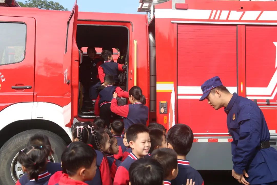 *防队消**里的生活~他们来揭秘啦~