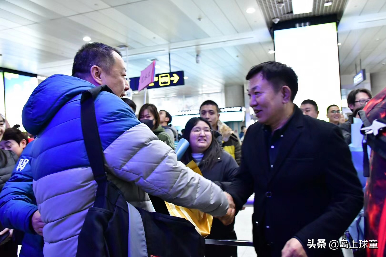 青岛男篮迎来四连胜,青岛男篮三连胜