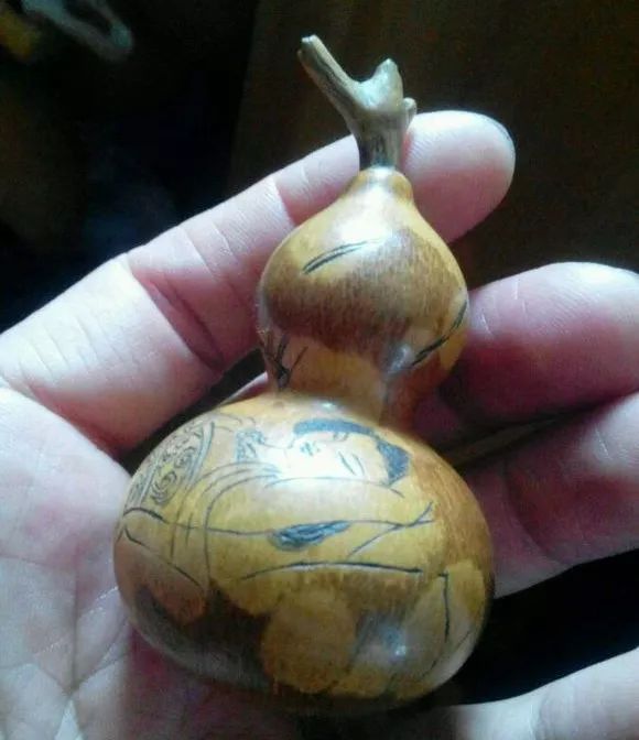 葫芦花皮还能盘出来吗,文玩葫芦花皮是怎么回事