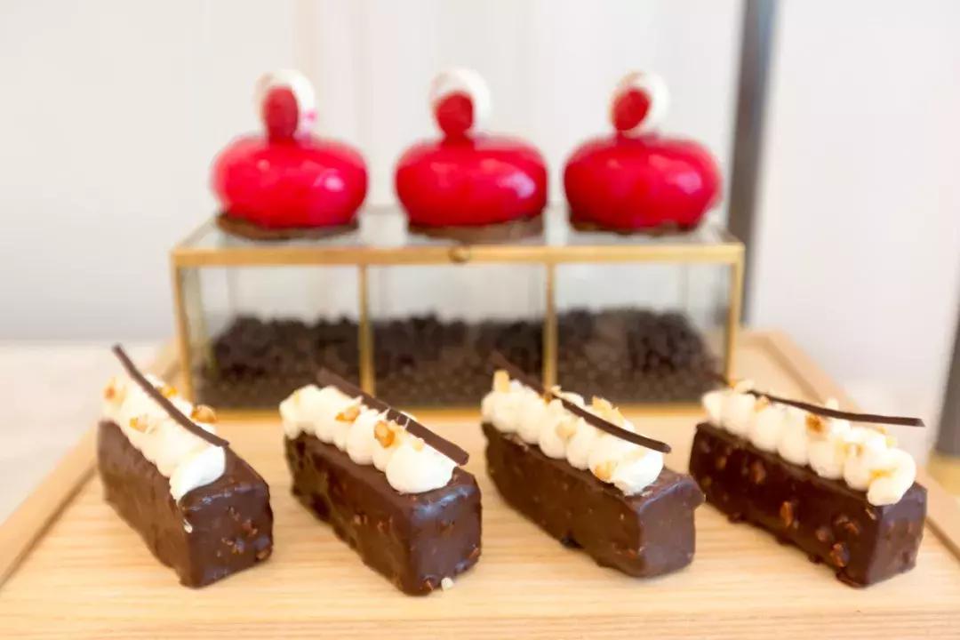 閲嶅簡鏂版檵缃戠孩鎵撳崱鐨囧啝,閲嶅簡鏂版檵缃戠孩鍦版柟