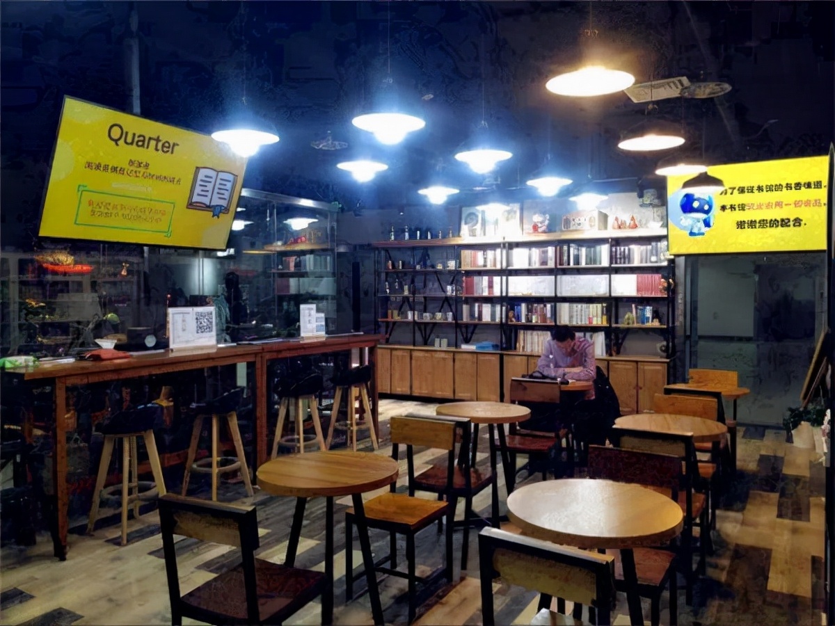 京城简约风书店，干净明亮简简单单的阅读之所