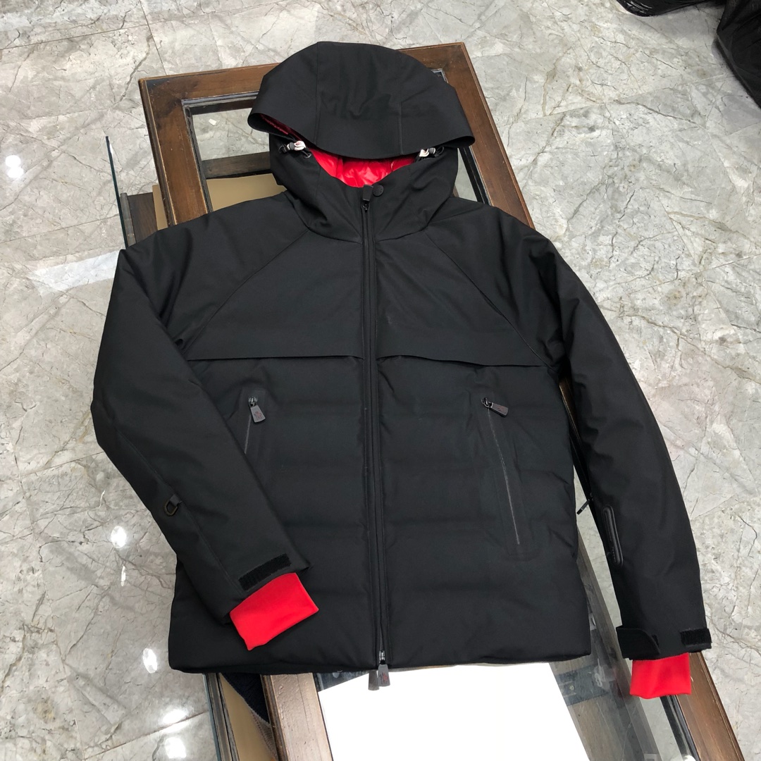 蒙口全黑长款羽绒服测评,北面和大鹅蒙口羽绒服哪个好