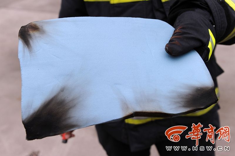 @宝鸡人，你家的爬爬垫瑜伽垫安全吗？有些材质的垫子遇明火会燃烧