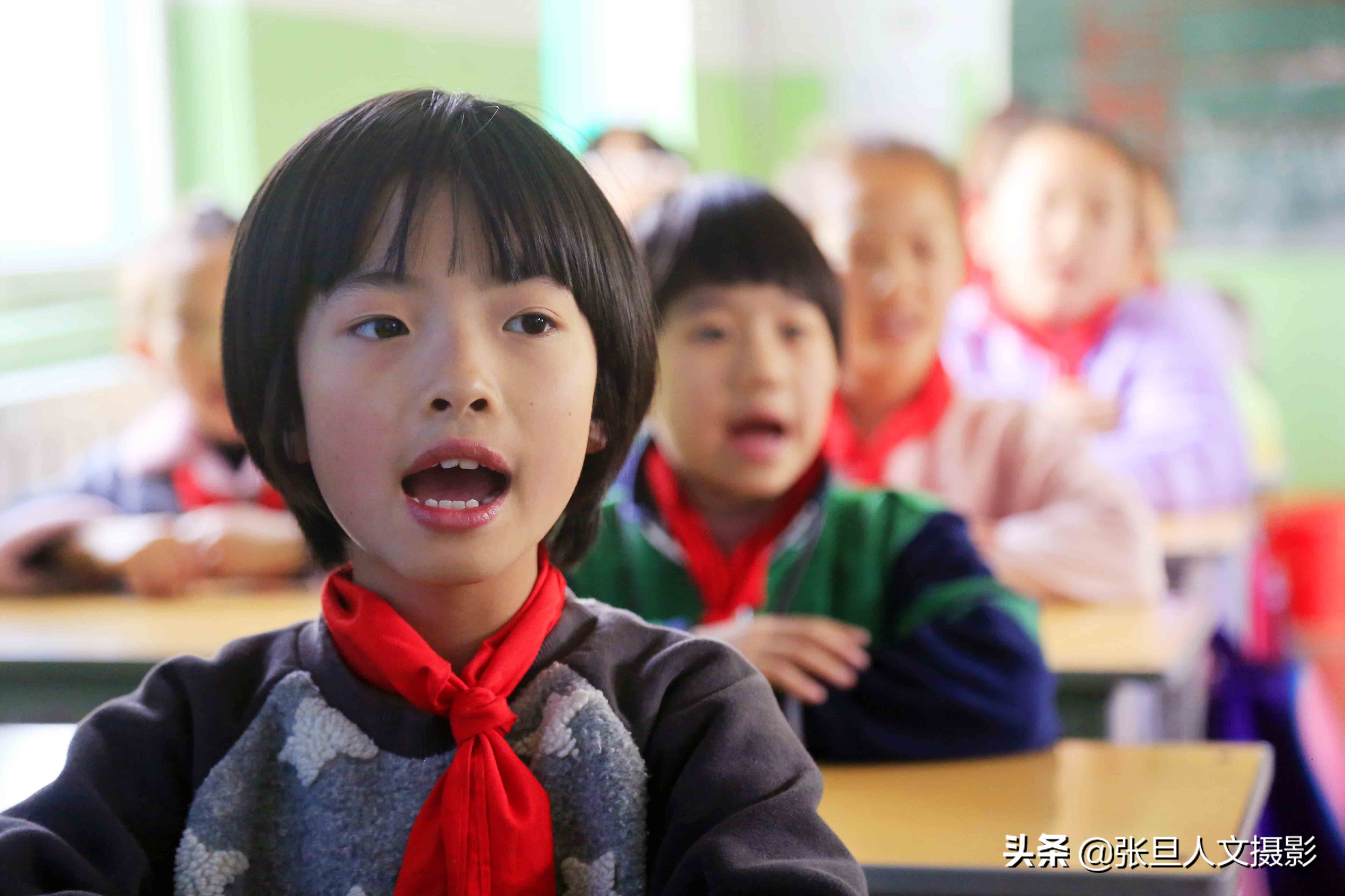 山西有一所学校学生都是农民工的孩子他们在这里过得怎么样