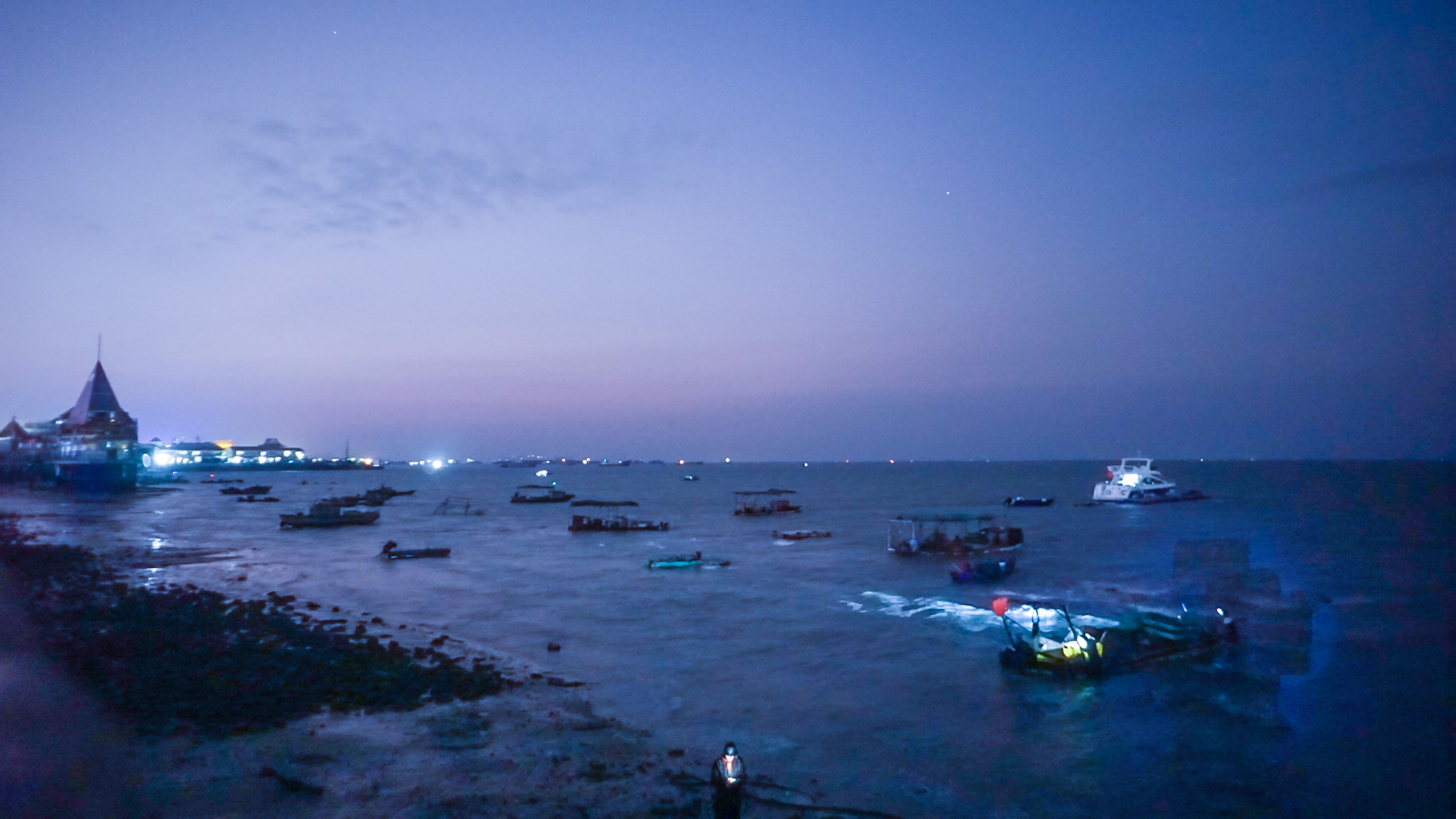 从北海一路开车到越南，都遇到了什么？