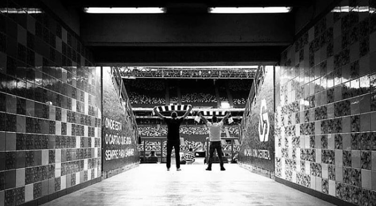 c罗足球生涯介绍,足球c罗的传奇之路