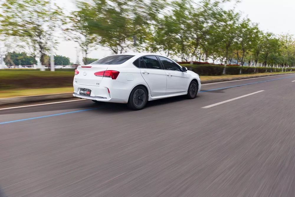 十万元以内的车对比测评,综合评测零缺点的家用轿车