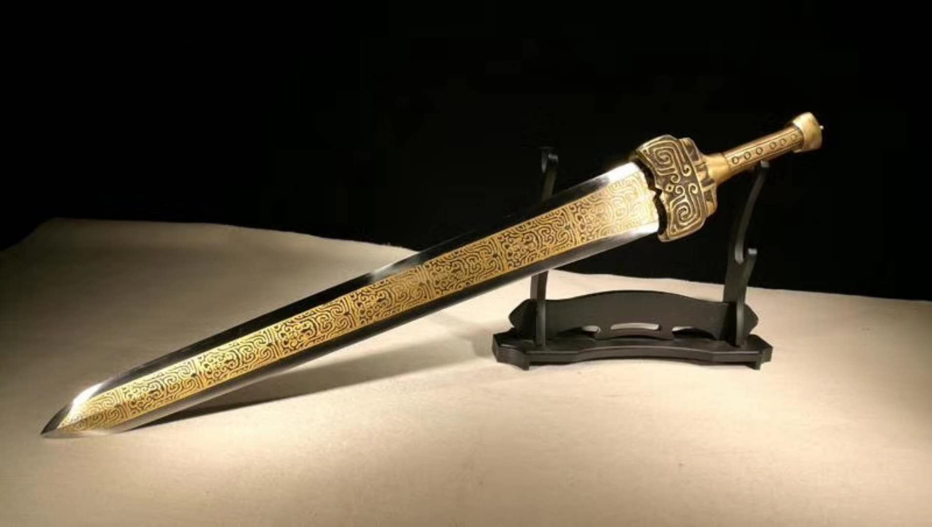 削铁如泥刀剑效果怎么样,唯一没有断代过的刀剑制作