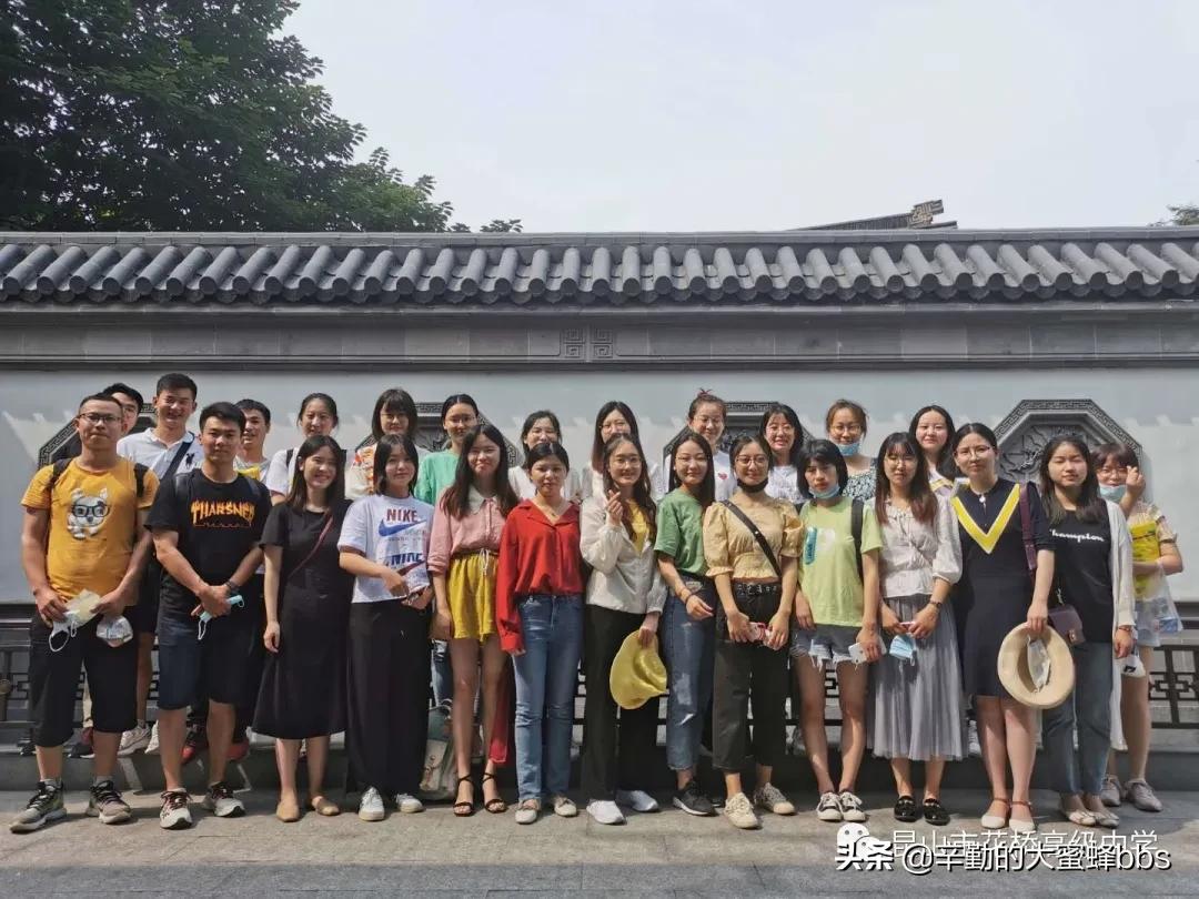 昆山公办高中是免费的吗,昆山初三家长住宿