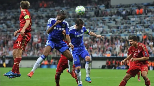 老球迷回忆杀足球,球迷夺冠狂欢瞬间