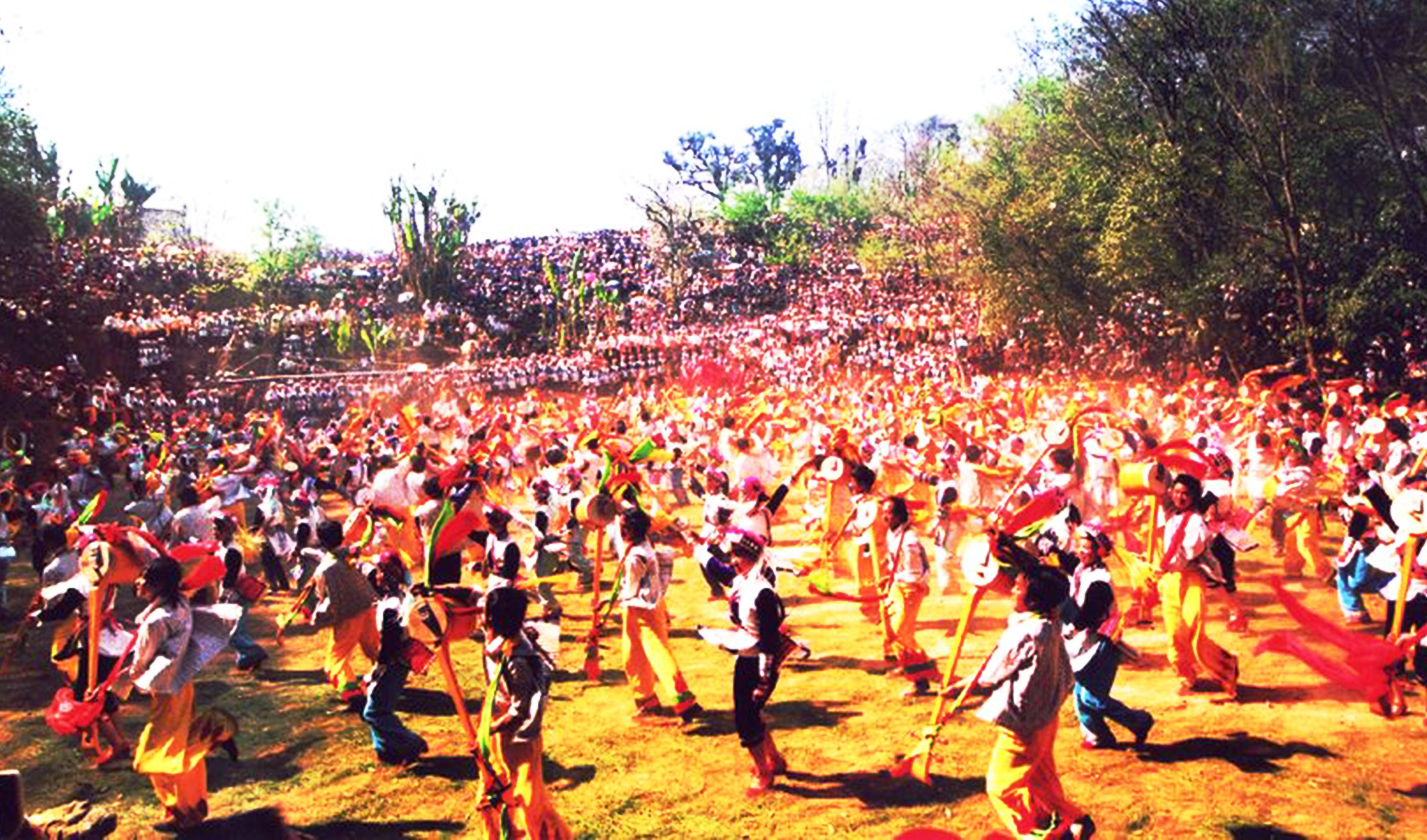 新中国成立后，毛主席亲自为这个少数民族，改了寓意美好的名字