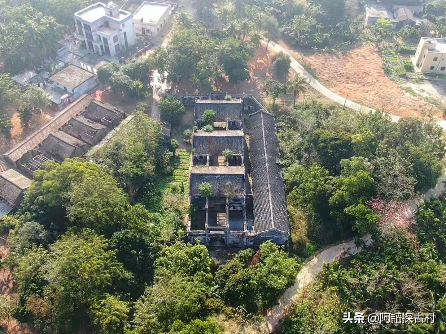 去过文昌这座大宅的人都说:与过去华贵相比,我更爱她沧桑的容颜