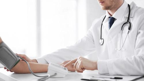 放屁是身体排毒还是有别的问题,放屁多是身体求救信号