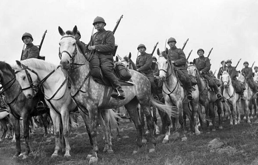 1939年希特勒为什么敢对拥兵百万的波兰开刀