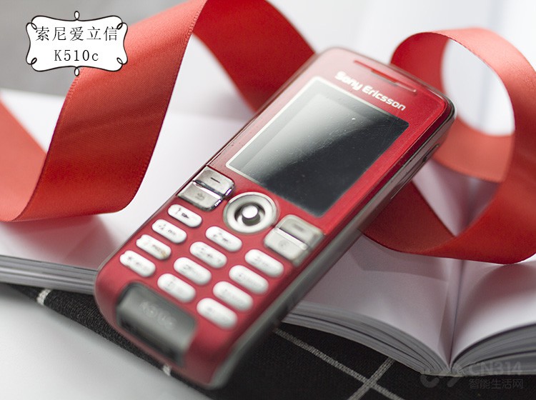 曾带詹姆斯·邦德驰骋沙场当年你是否渴望得到一款索尼爱立信?