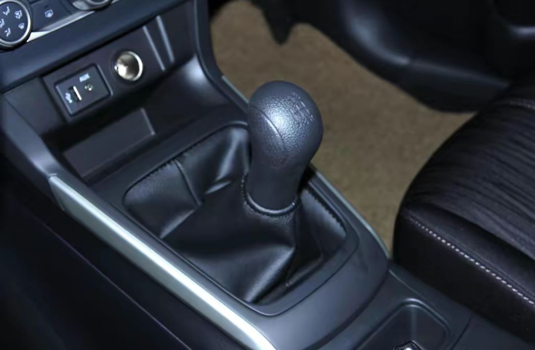 轩逸经典1.6xe舒适版是哪年,轩逸经典1.6xe舒适版是几代