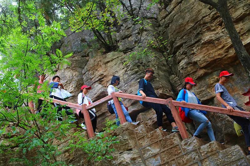 抱犊崮门票半价政策,中考生福利重庆