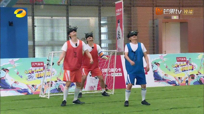 元气满满的哥哥杨洋魔性动作,元气满满的哥哥杨洋跑步接力