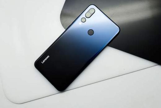 骁龙710+三摄+6+64GB仅需947，还是没人买？