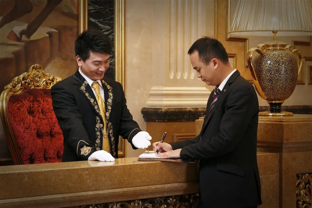 如何做一名合格的酒店值班经理,酒店值班经理属于什么部门