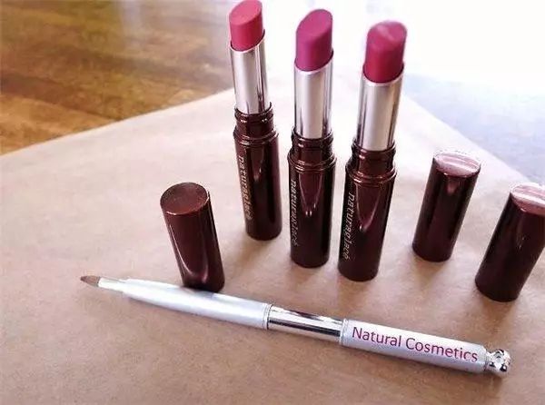 孕妇可以用什么护肤品显脸白,孕妇可以用什么护肤品比较安全