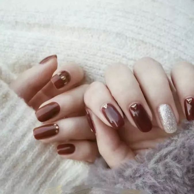 红色系单品搭配技巧,红色系单品怎么搭配好看