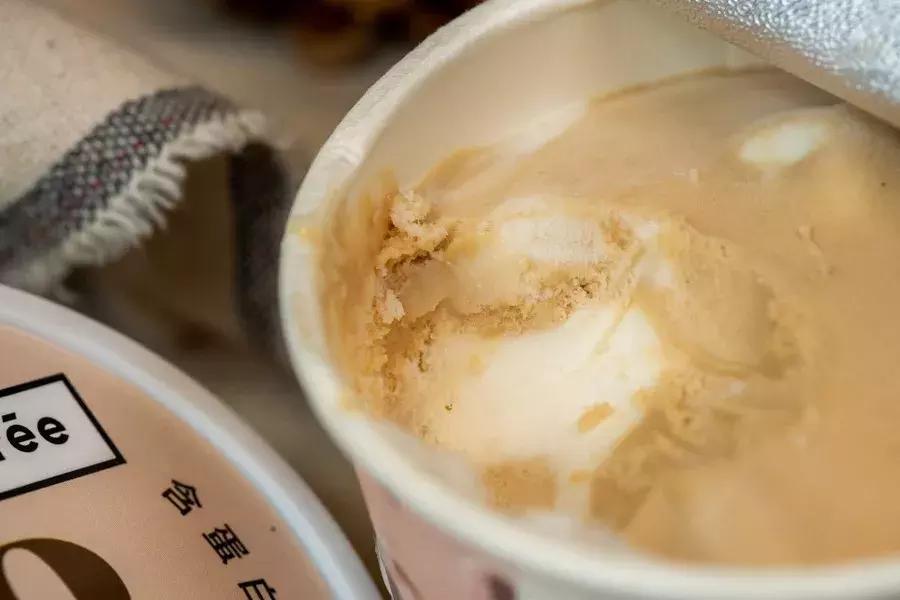 网上很火的冰淇淋试吃,试吃九个冰淇淋