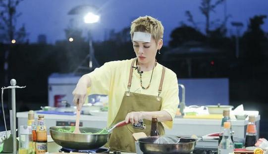 平平无奇餐饮,最近火爆的中餐厅