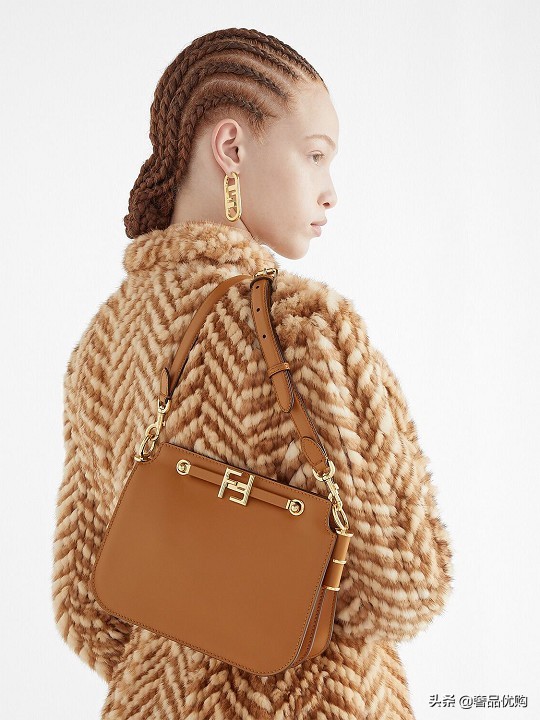 fendi新款包touch,fendi新款牛仔包