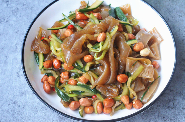 正宗手工红薯粉的制作教程,自制手工红薯粉详细步骤