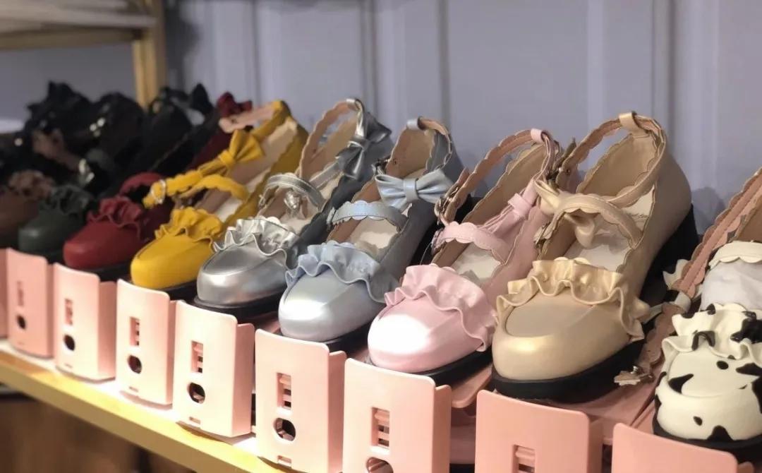 哪个城市有汉服和洛丽塔实体店,西安汉服实体店汉服体验