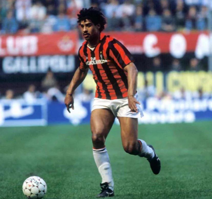 意甲现役最佳阵容公布,心目中足坛历史最佳阵容