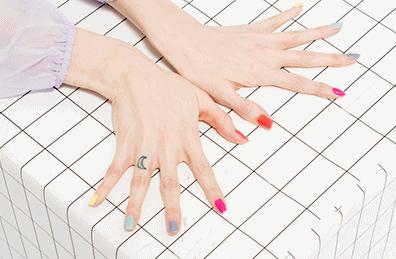 指甲半月牙少是怎么回事,指甲上月牙少是不是身体不好