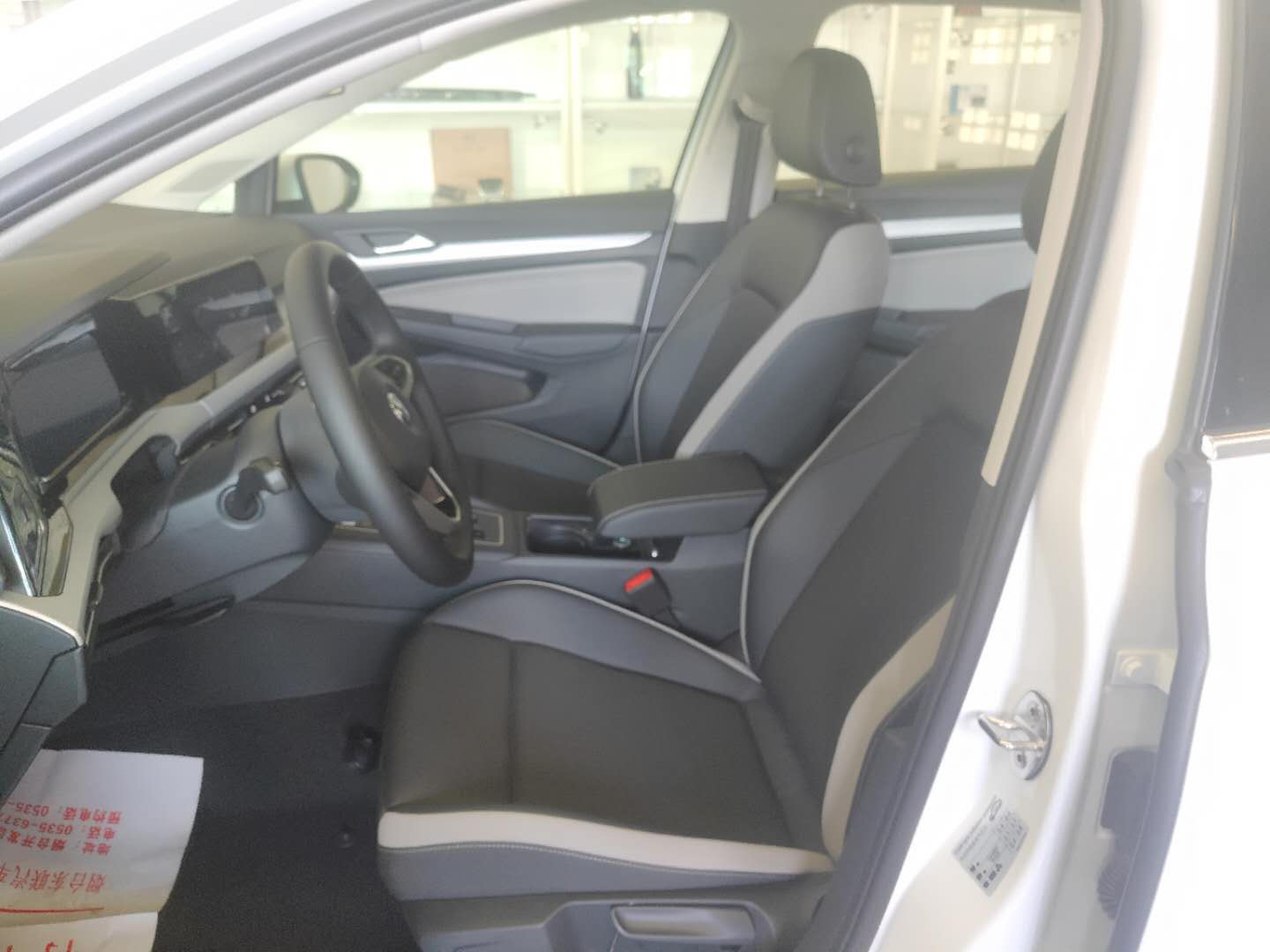 大众第八代高尔夫r-line,大众高尔夫新八代