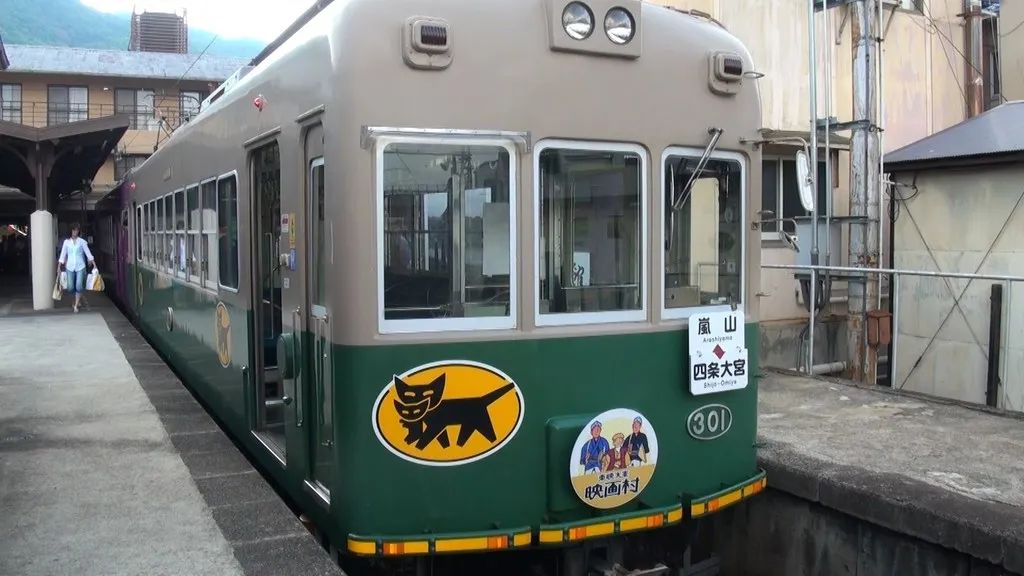 日本快递女员工,真实的日本女快递员