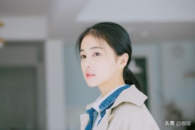 烈火军校吴佳怡简历,烈火军校中吴佳怡