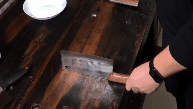 美的前总监6年研发，千名大厨都在用的一把刀！能打败双立人吗？