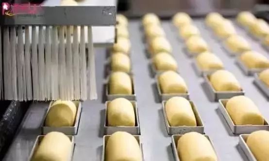 一年销量一亿蛋黄酥,凤梨酥一年卖出4400万