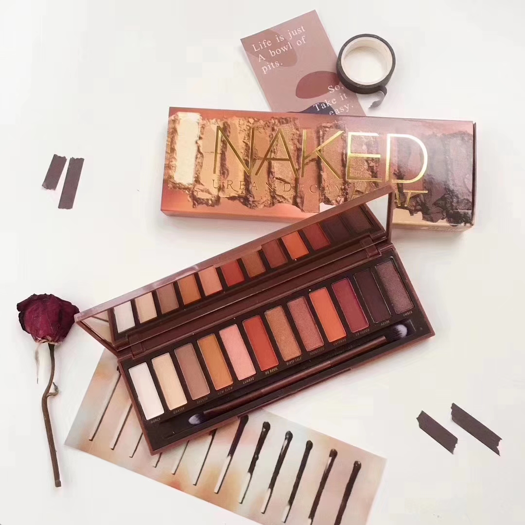 怎么挑选合适自己的眼影盘,新手好用的眼影盘推荐