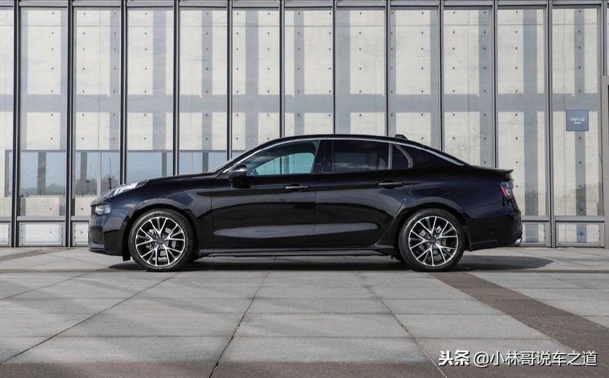 最便宜的4缸摩托车跑车有哪些,阿斯顿马丁跑车最便宜多少钱一辆