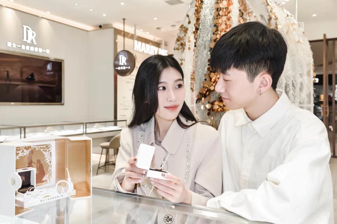 郑州dr钻戒实体店地址有哪些,dr钻戒郑州实体店在哪里