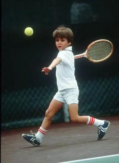 网球如何打防守球,网球基本规则与打法图解