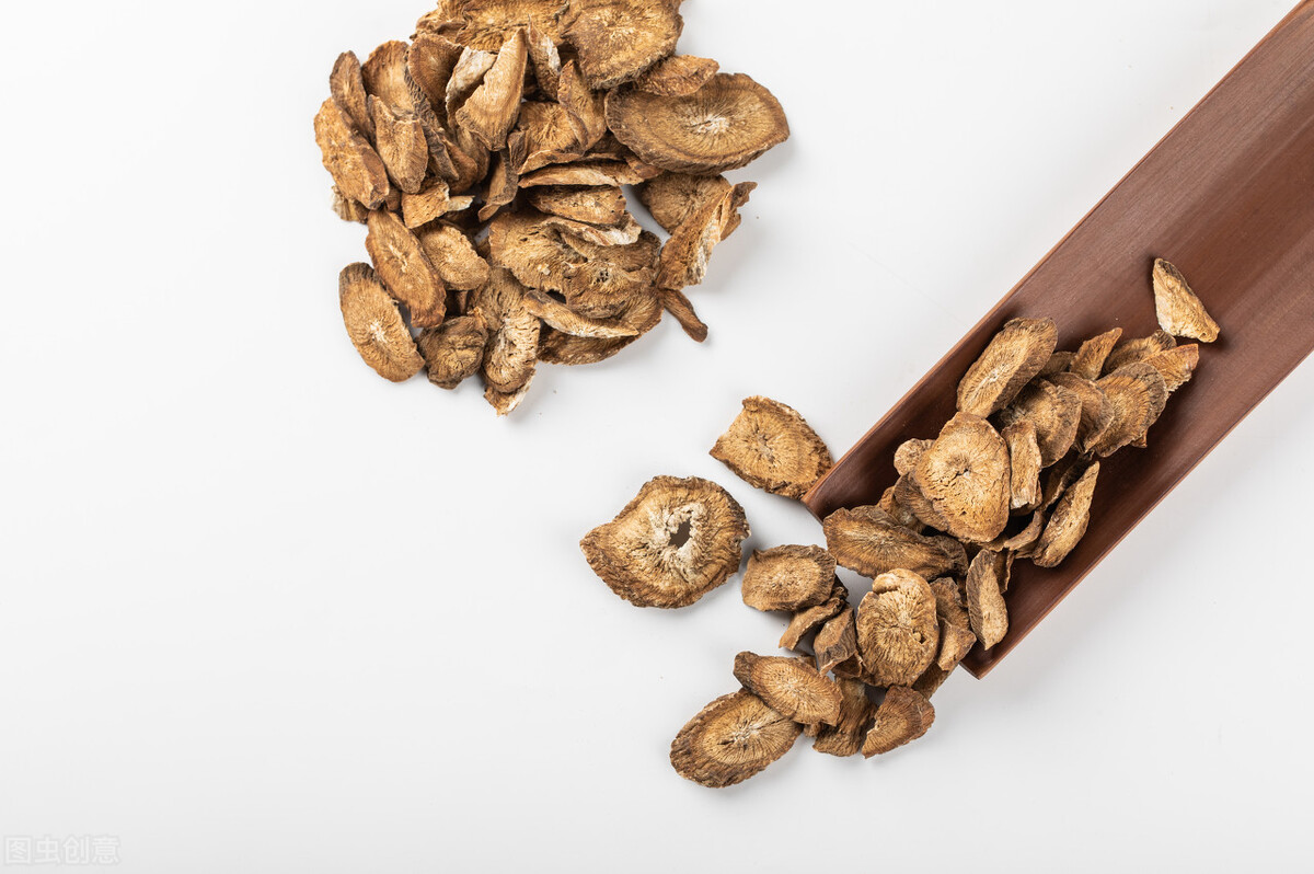 为什么*体下**阴部总是出汗，潮湿？男人阴虚湿热怎么办？