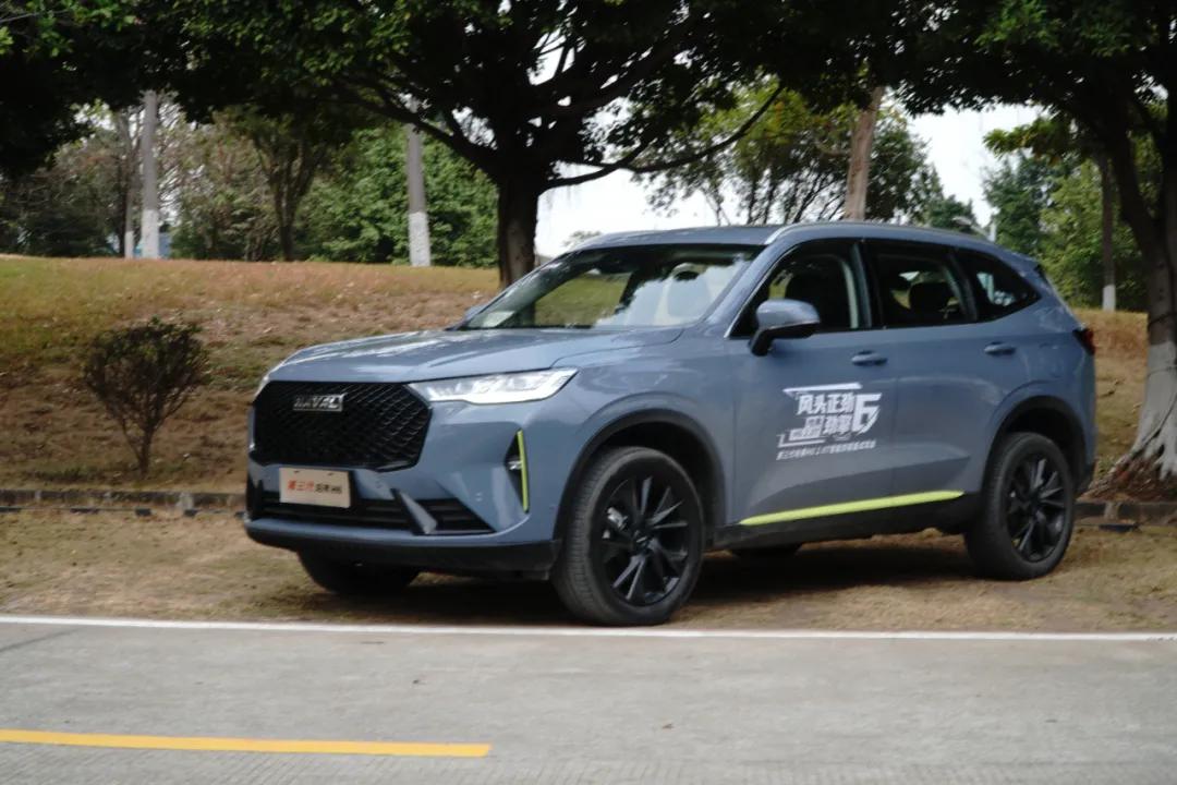 哈弗h62.0t第三代还值得买吗,第三代哈弗h62.0t驾驶感受