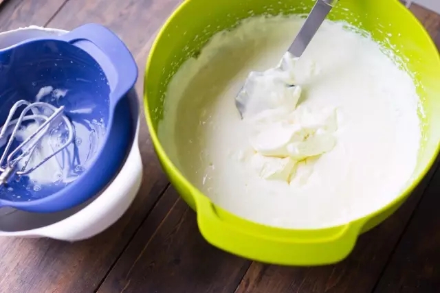 简单8寸芒果慕斯最佳配方,颜值高又超级好吃的芒果慕斯