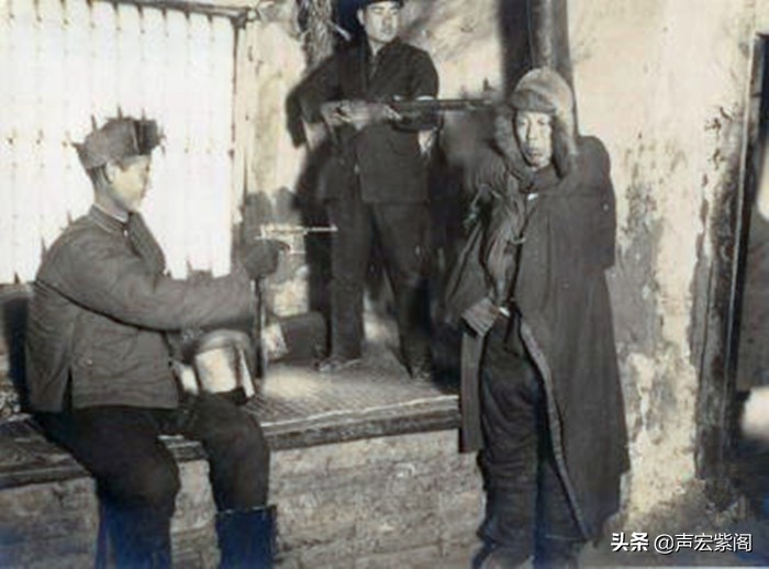 绿林土匪有一套帮规,对违犯帮规的人用刑花招令人毛骨悚然