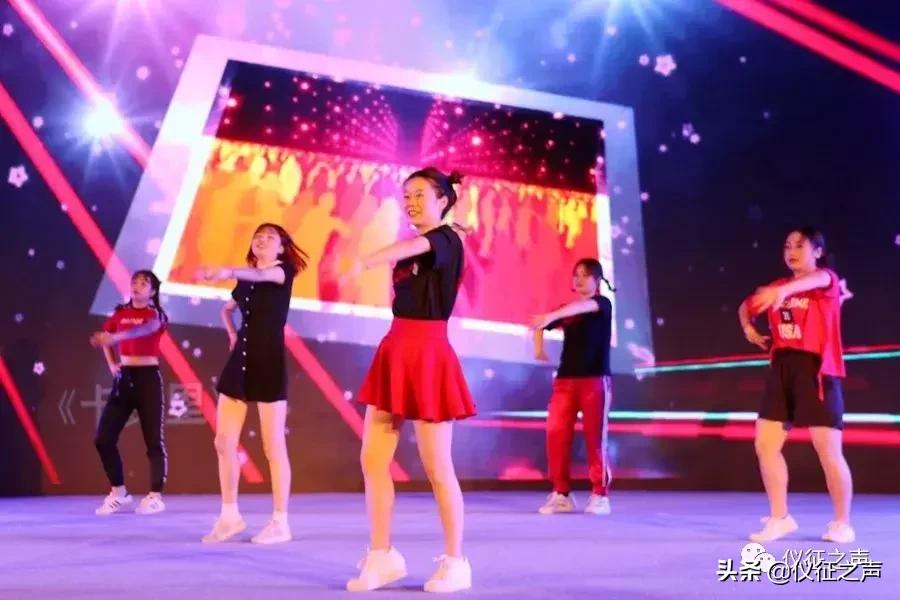 一场精彩纷呈的表演,上演视听盛宴