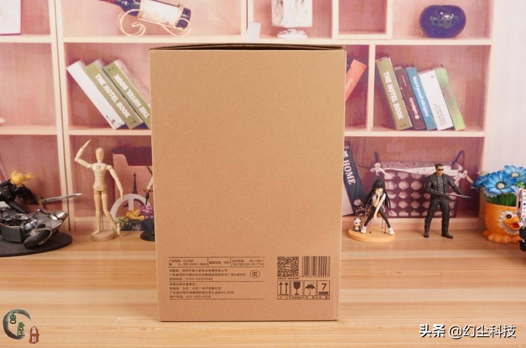 儿童护眼台灯颜值高又好看,磁吸护眼台灯aa级