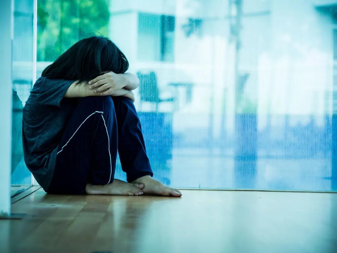 请你谈谈你对性教育的看法,如何给孩子普及正确的性教育